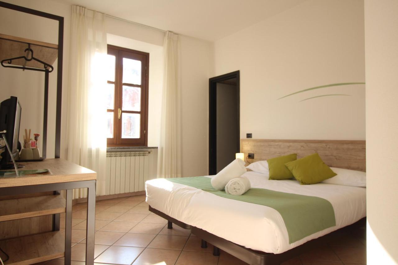Hotel Tornielli 9 By Lvg Hotel Collection Novara Exterior photo