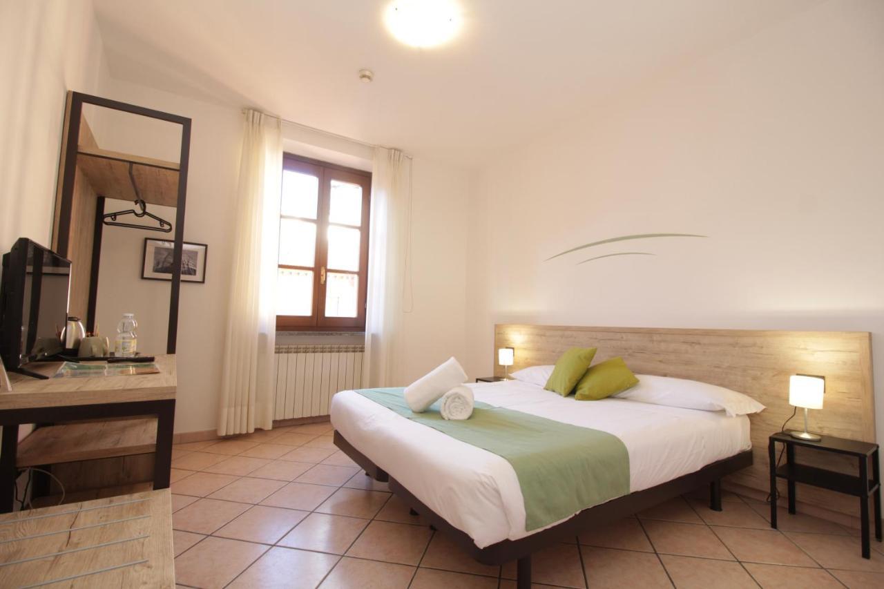 Hotel Tornielli 9 By Lvg Hotel Collection Novara Exterior photo