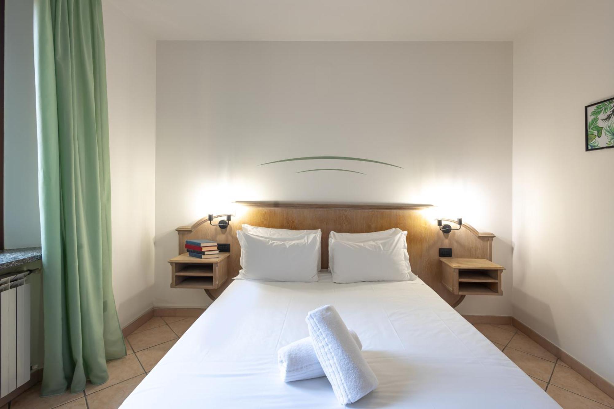 Hotel Tornielli 9 By Lvg Hotel Collection Novara Exterior photo
