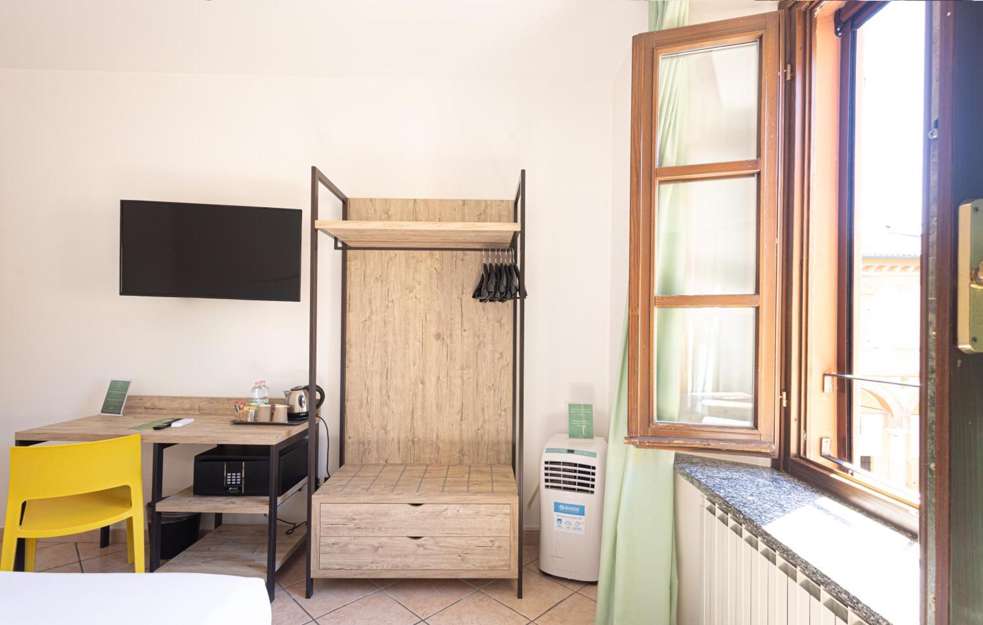 Hotel Tornielli 9 By Lvg Hotel Collection Novara Exterior photo